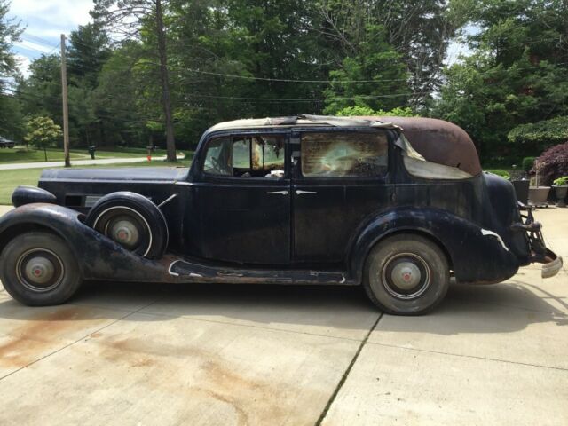 1937 Packard Super 8 1501 Formal Sedan With Divider Window and Jump Seat - photo 4