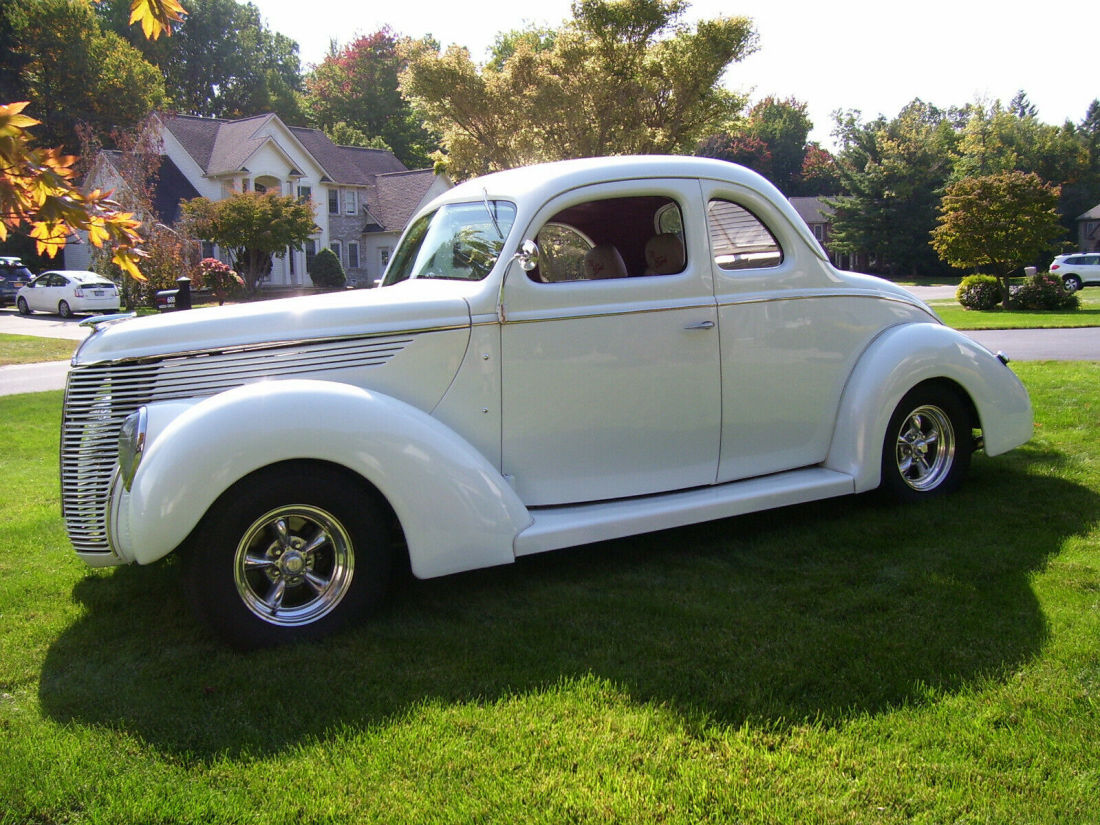 1938 Ford Business Coupe - photo 3