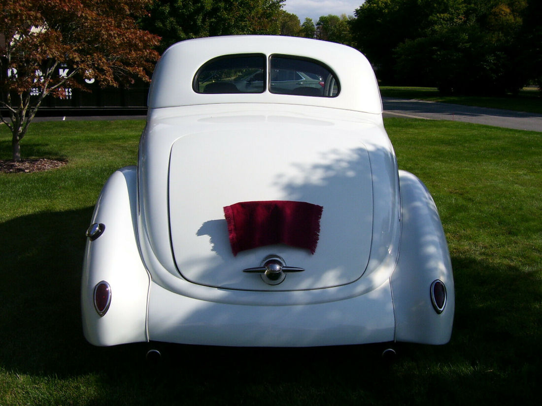 1938 Ford Business Coupe - photo 4