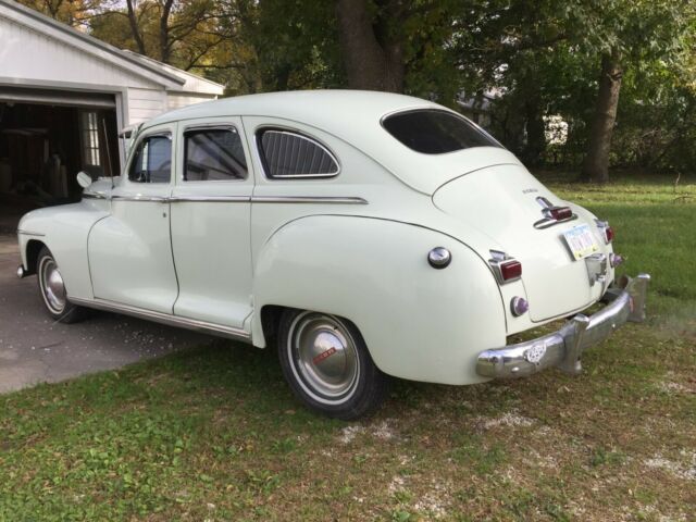 1949 Dodge Town Sedan Deluxe - photo 3