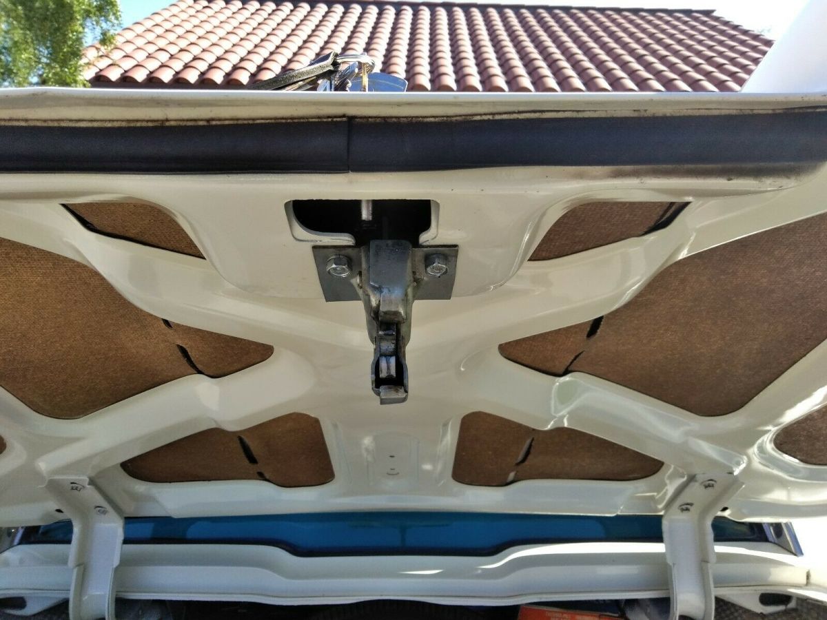 1958 Ford Thunderbird Squarebird 2 door hardtop - photo 13