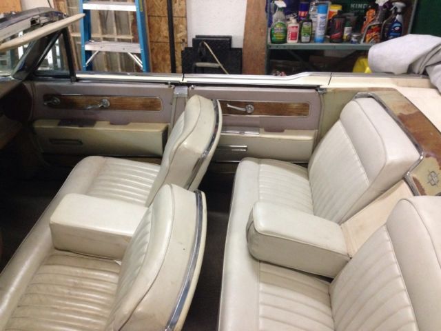 1961 Lincoln Continental - photo 6