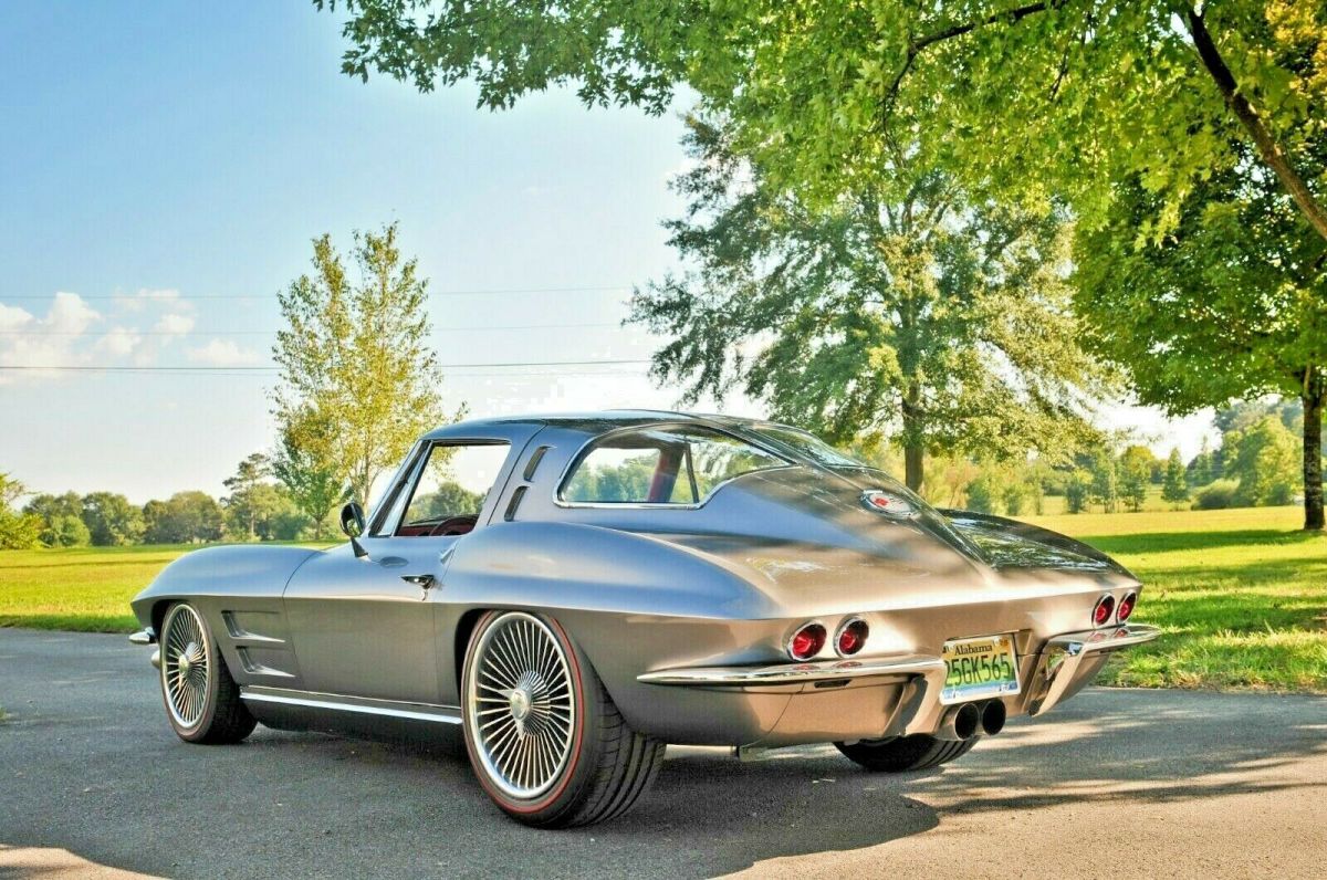 Original 1963 Split-window body Corvette, LT4 / 650 HP, completely customized 1963 Chevrolet Corvette