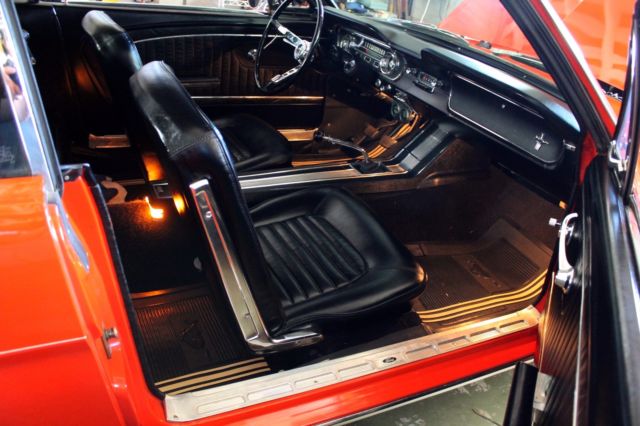 1965 Ford Mustang Coupe - photo 11