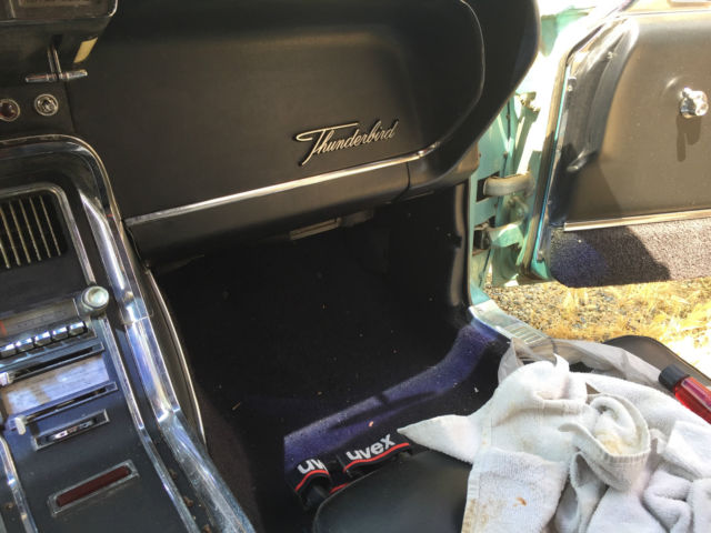 1965 Ford Thunderbird 390 4-BBL AUTO - photo 10