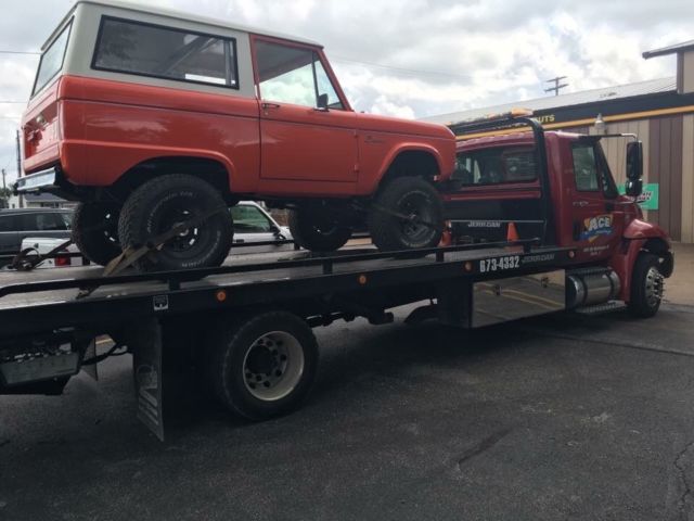 1966 Ford Bronco - photo 2