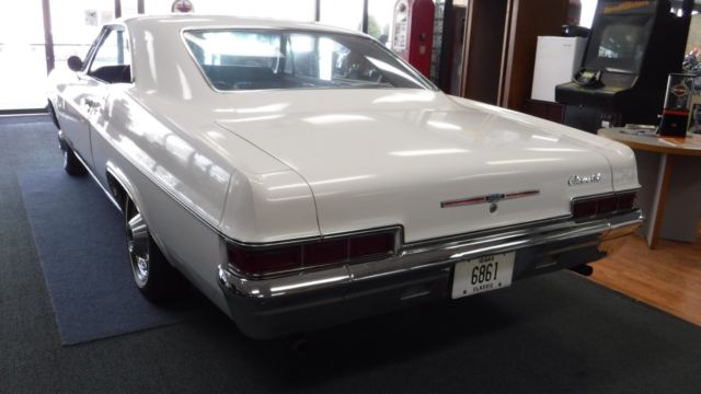 1966 Chevrolet Impala - photo 3