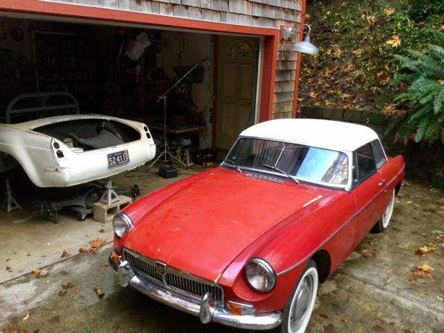 Original 1966 MGB 35 years storage, rebuilt engine, factory hardtop 1966 MG MGB roadster
