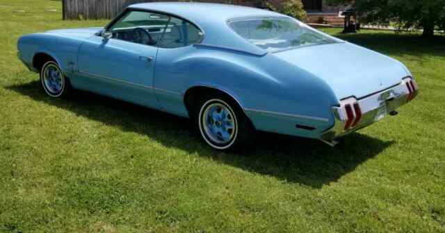 1970 Oldsmobile Cutlass 2-door hardtop - photo 3
