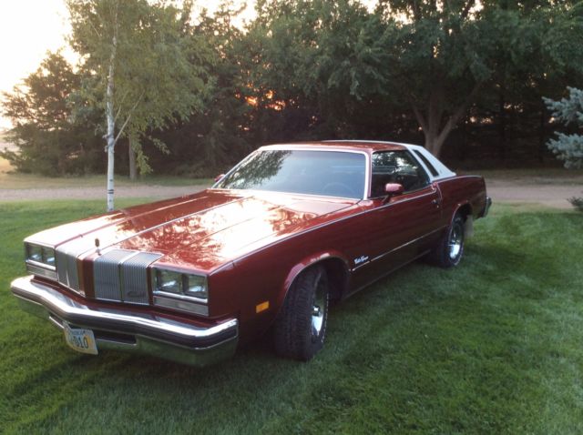 Original 1976 Cutalss Supreme. 54k original miles with documentation 1976 Oldsmobile Cutlass