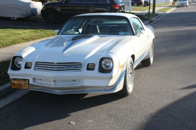1981 Chevrolet Camaro - photo 5