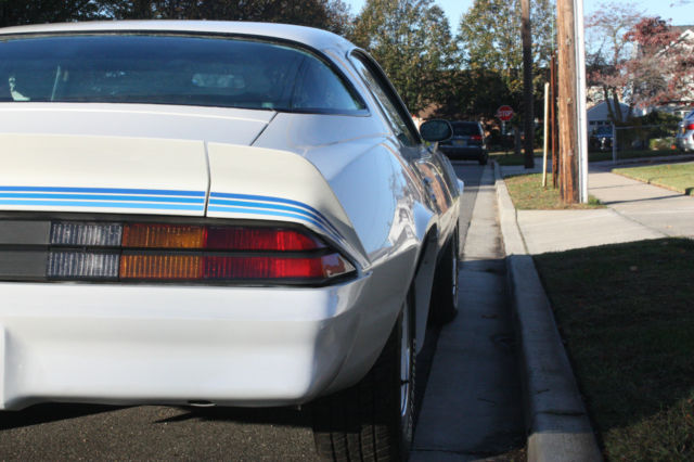 1981 Chevrolet Camaro - photo 7