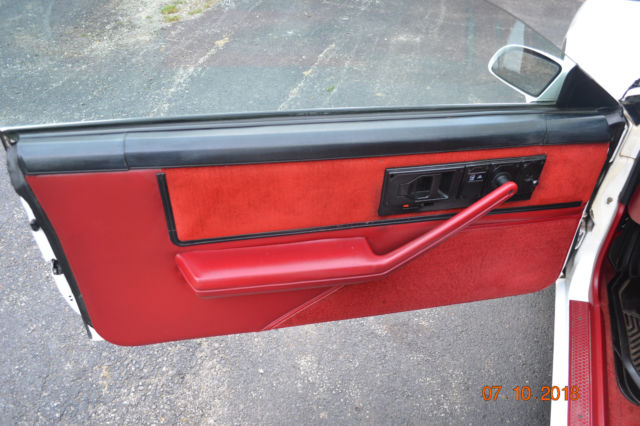 1987 Pontiac Firebird - photo 11