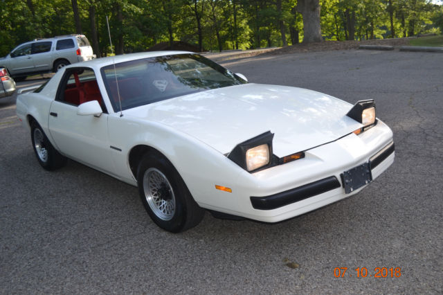 1987 Pontiac Firebird - photo 4