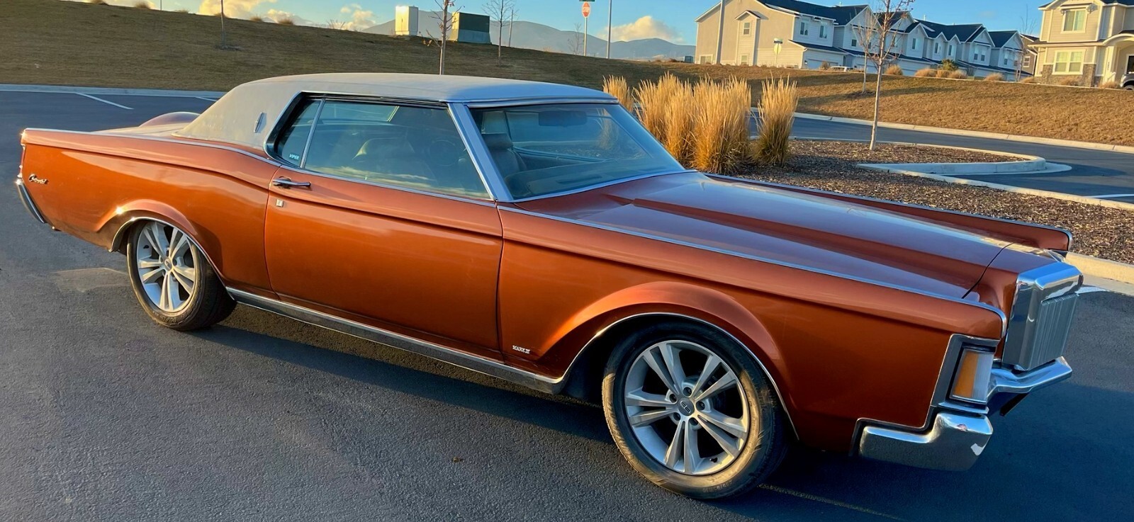 1970 Lincoln Continental Mark III 2 Door Hardtop - photo 5