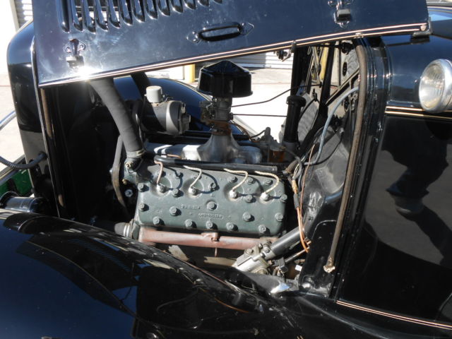 1932 Ford Cabriolet - photo 11