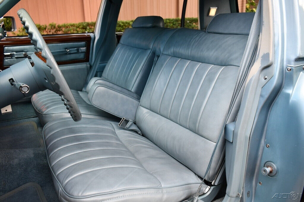 1978 Cadillac DeVille 425ci Auto A/C Power Steering & Brakes - photo 12