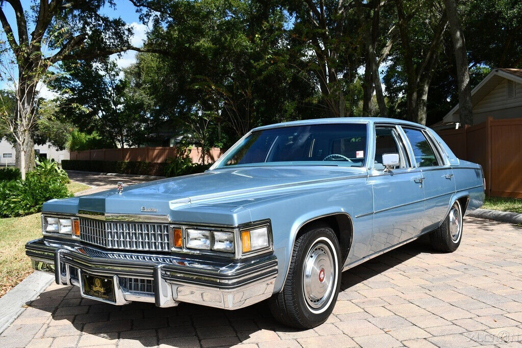1978 Cadillac DeVille 425ci Auto A/C Power Steering & Brakes - photo 2