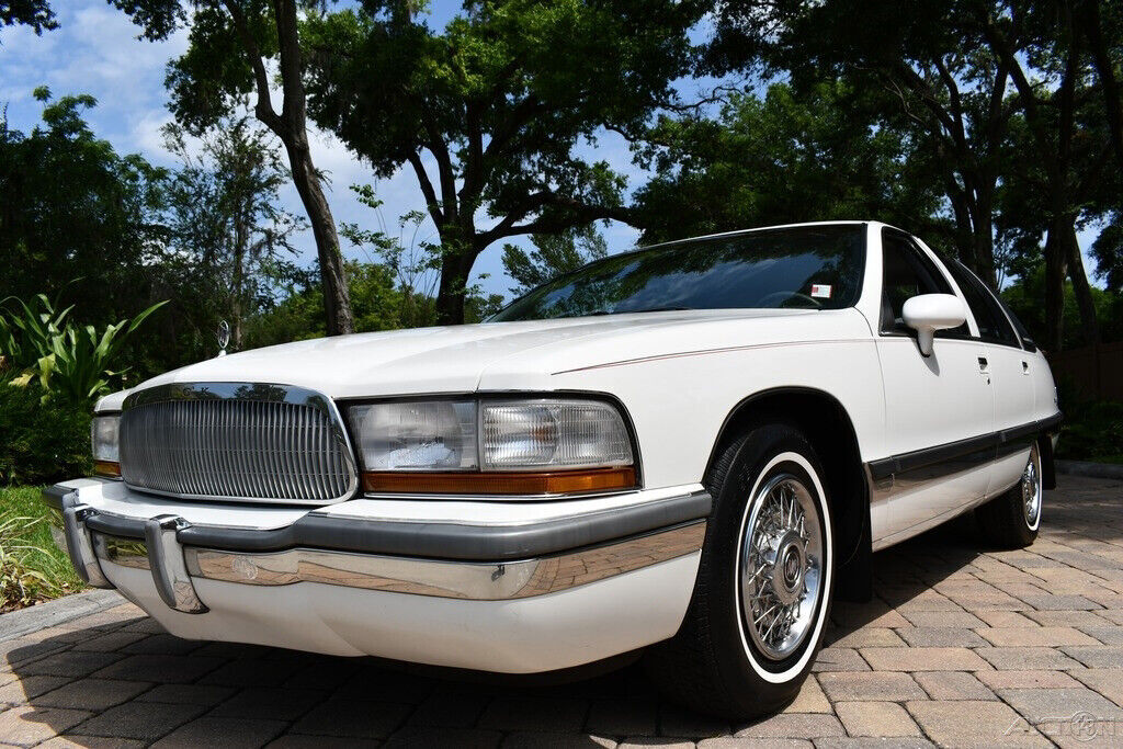 1992 Buick Roadmaster 37,966 Actual Miles Simply Gorgeous Loaded!! - photo 8