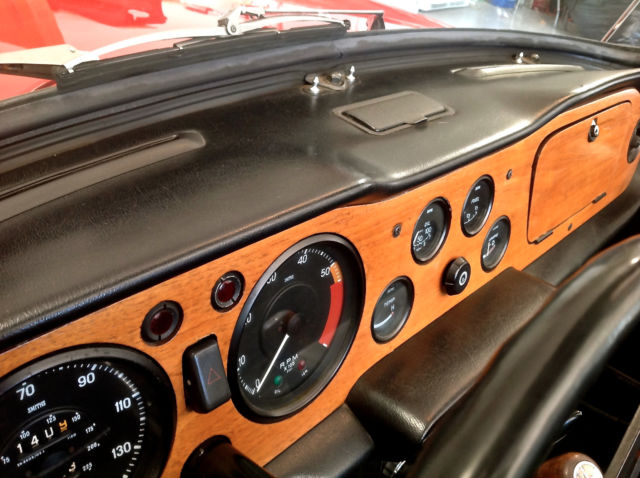 1971 Triumph TR-6 Roadster - photo 12