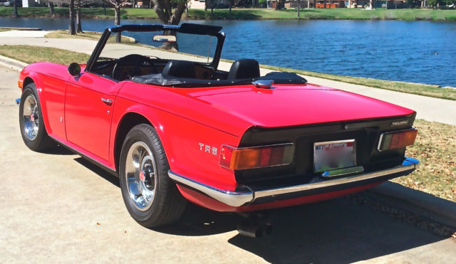 1971 Triumph TR-6 Roadster - photo 2