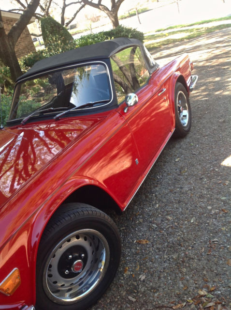 1971 Triumph TR-6 Roadster - photo 6