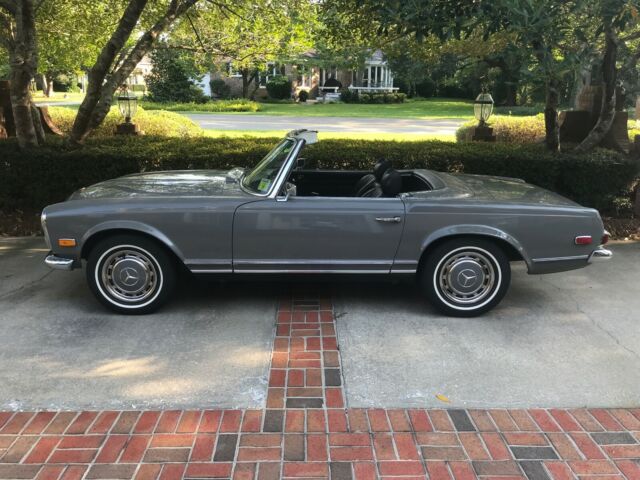 1969 Mercedes-Benz SL-Class 280SL Roadster - photo 3