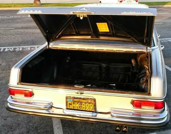 1967 Mercedes-Benz 200-Series 250SE SEDAN - photo 7