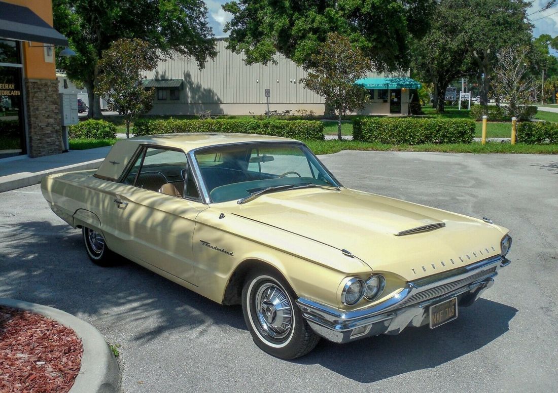 1964 Ford Thunderbird - photo 2