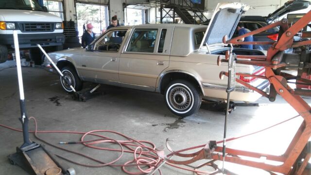 1991 Chrysler Imperial Luxury - photo 5