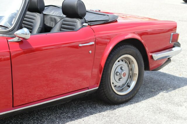1976 Triumph TR-6 -WELL MAINTAINED ROADSTER-GOOD OVERALL CONDITION-S - photo 5