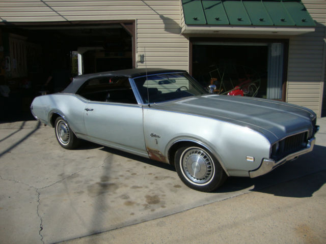 original convertible one owner all books and build sheet 1969 Oldsmobile Cutlass