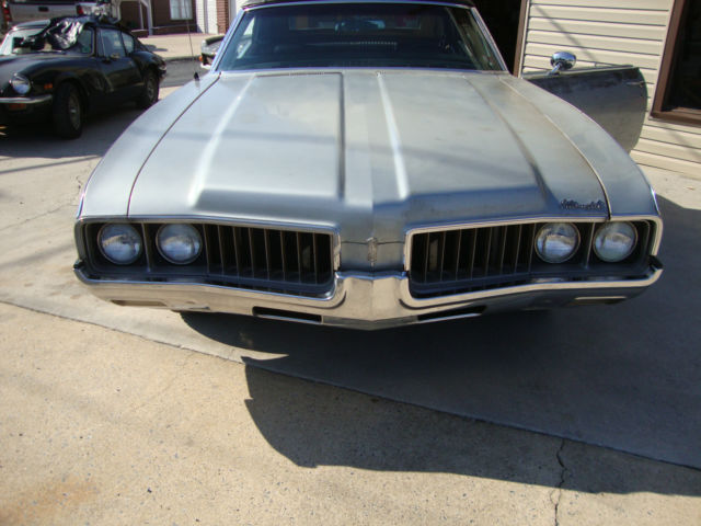 1969 Oldsmobile Cutlass - photo 2