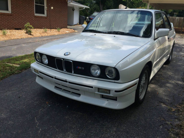 Original E30 M3 with very few modifications 1990 BMW M3