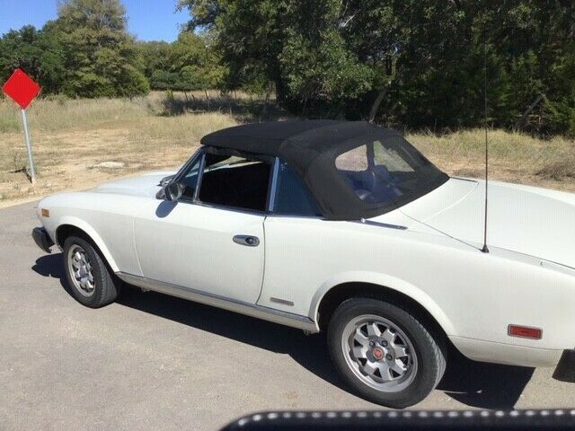1984 Fiat 124 Spider Pininfarina Azzurra Western Car - photo 7