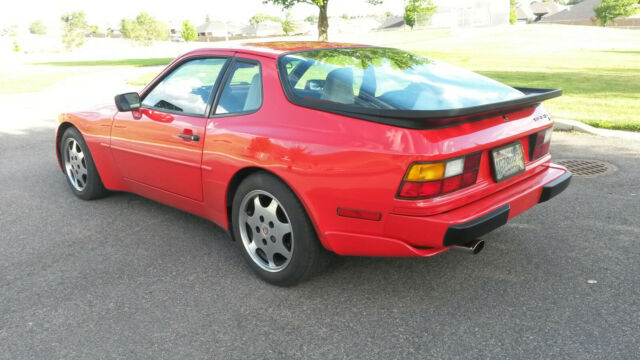 1989 Porsche 944 S2 Guards Red Coupe w/Linen partial leather int. - photo 6