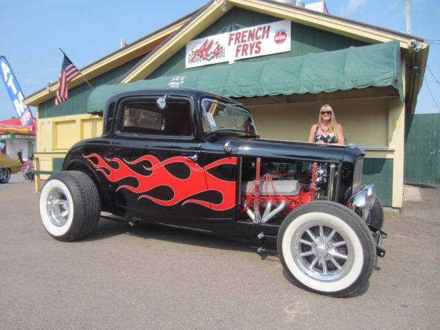 1932 Ford 1932 real Henry Ford STEEL 3-Windows Deluxe Coupe - photo 13