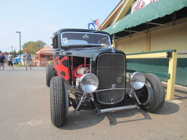 1932 Ford 1932 real Henry Ford STEEL 3-Windows Deluxe Coupe - photo 5