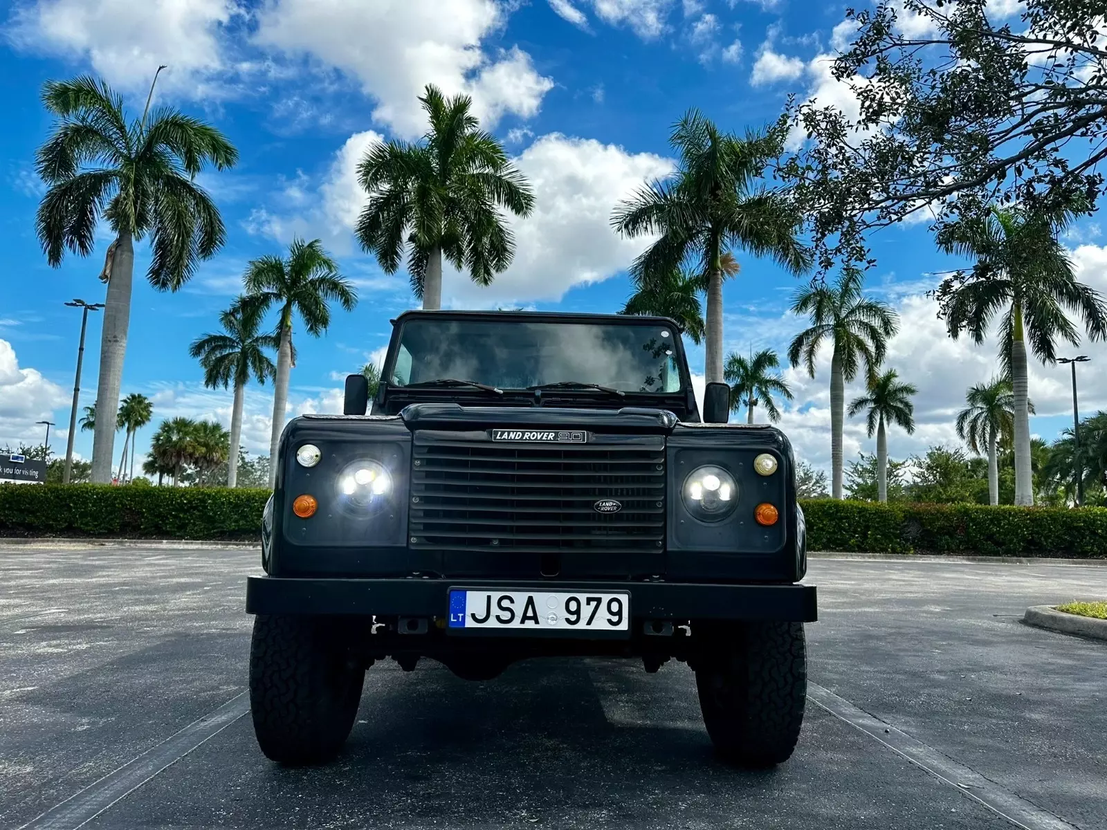 1987 Land Rover Defender