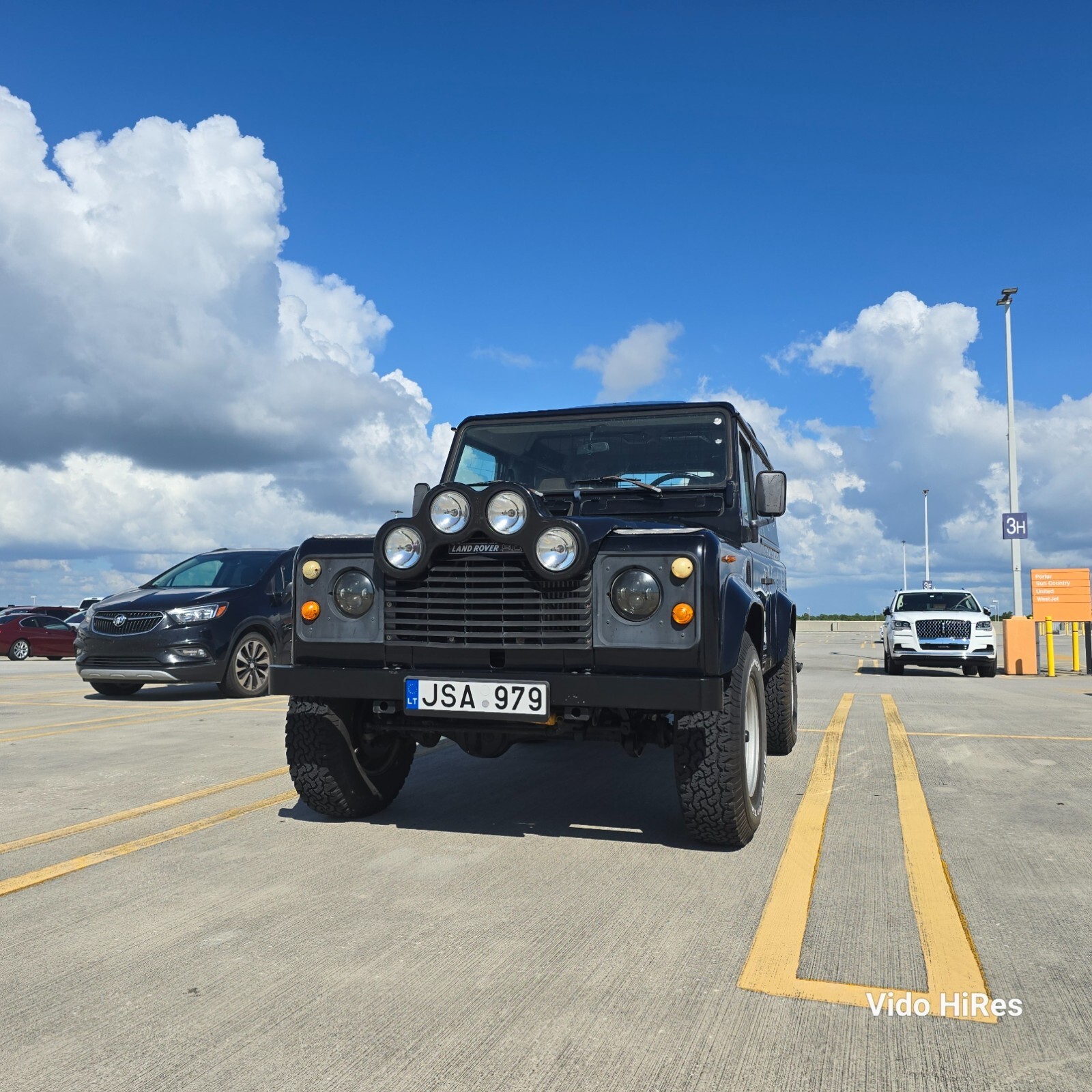 1987 Land Rover Defender - photo 3