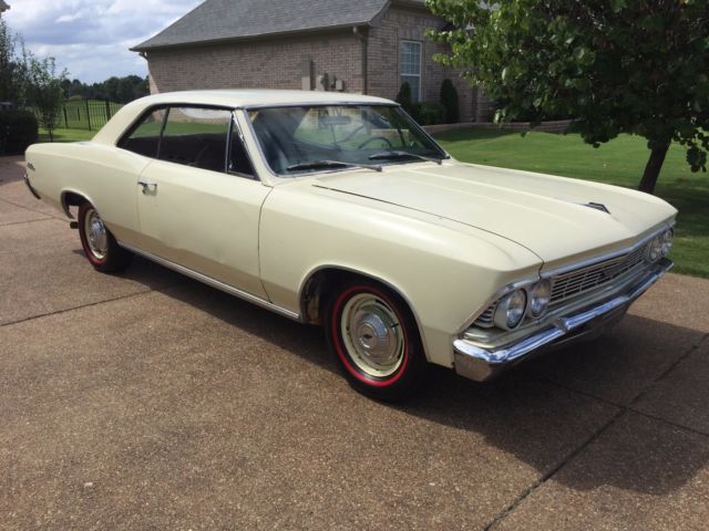Original Lemonwood Yellow 1966 Chevrolet Chevelle Malibu Sport Coupe 300 SS396 1966 Chevrolet Chevelle Malibu