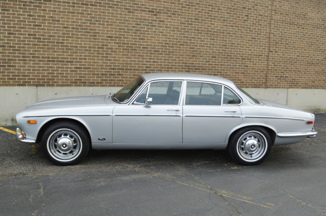 1972 Jaguar XJ6 - Series I - photo 12