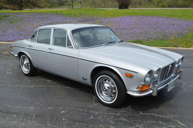 1972 Jaguar XJ6 - Series I - photo 2