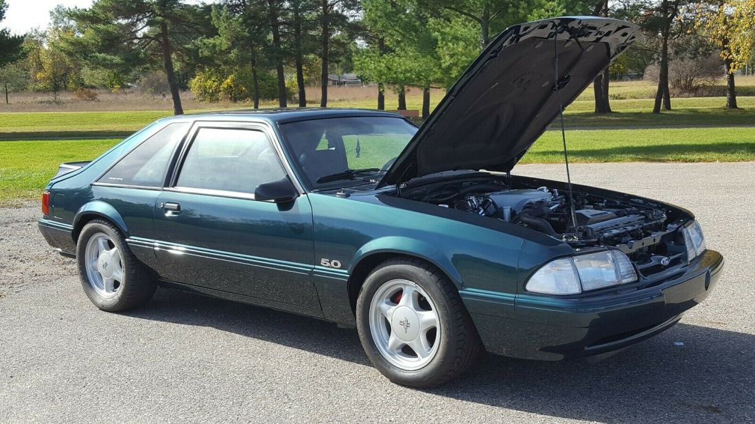 1992 Ford Mustang - photo 2