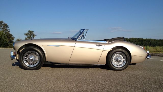 Original Metallic Golden Beige - Multiple Gold Level Concours Award BJ8 1967 Austin Healey 3000 MK III Phase II