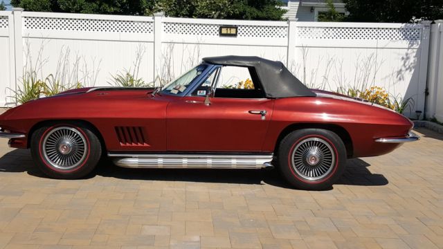 1967 Chevrolet Corvette Convertible - photo 2