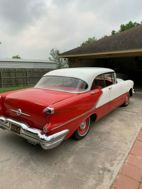 Original Numbers Matching 324 CID Rocket 88 w/Manual Shift "Three On the Tree" 1956 Oldsmobile Eighty-Eight Holiday 88 Hardtop Sedan