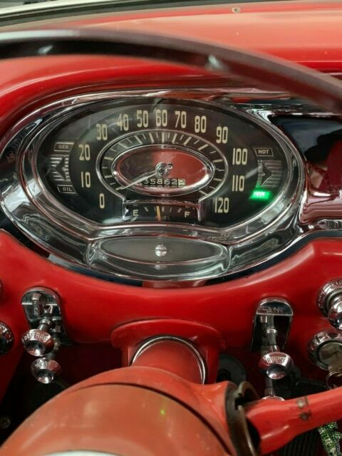 1956 Oldsmobile Eighty-Eight Holiday 88 Hardtop Sedan - photo 5