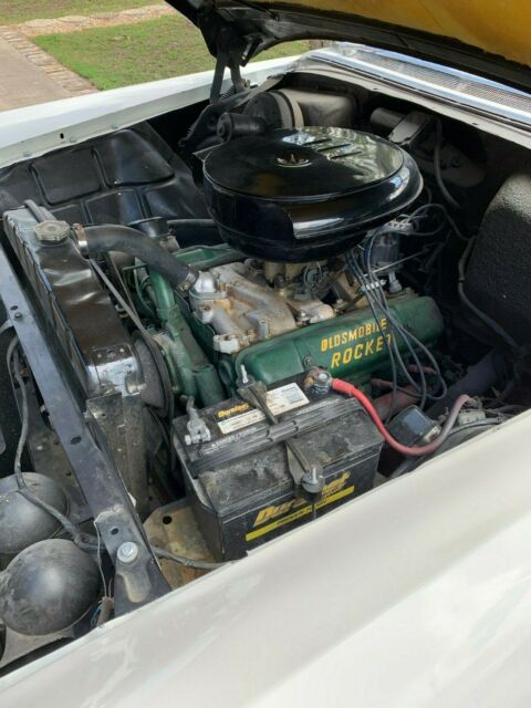 1956 Oldsmobile Eighty-Eight Holiday 88 Hardtop Sedan - photo 8