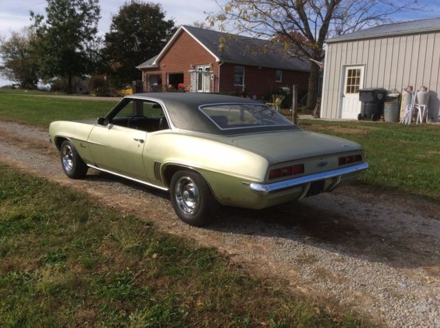 1969 Chevrolet Camaro Base coupe - photo 2